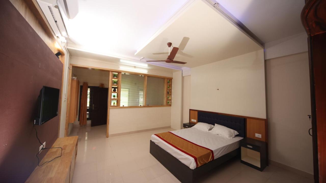 Ashtamudi Lake Garden Resorts Коллам Экстерьер фото