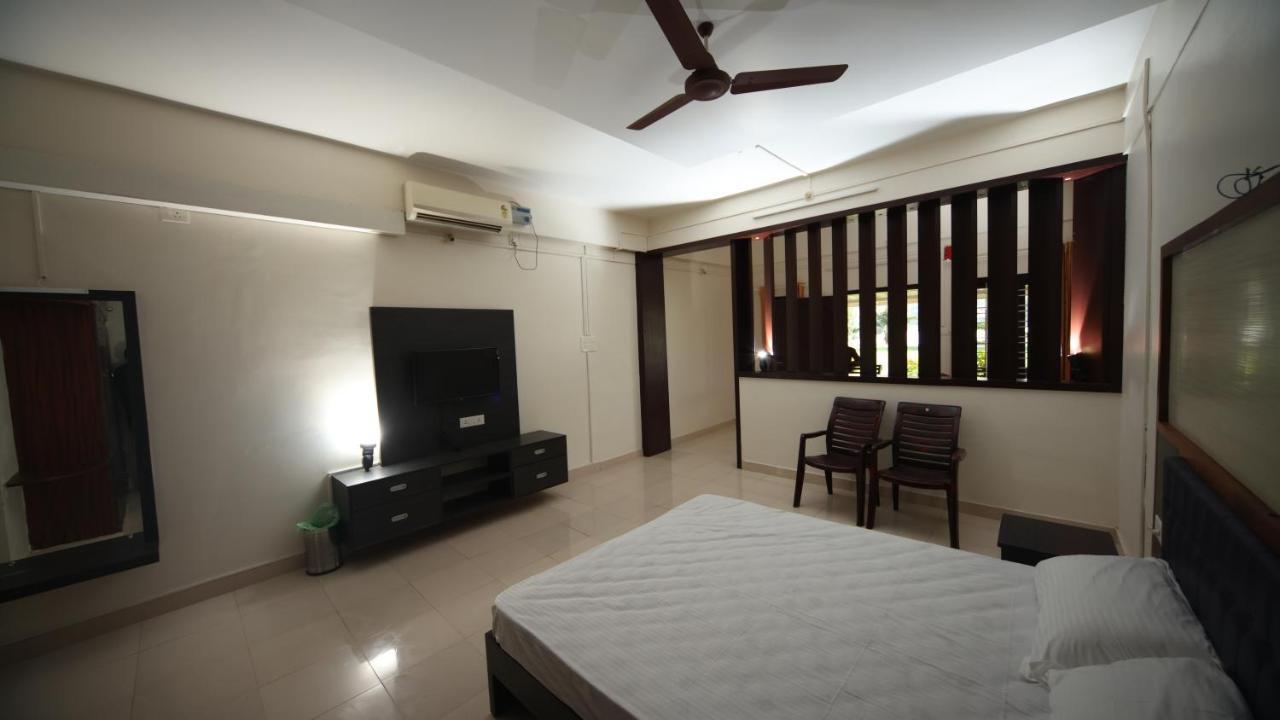 Ashtamudi Lake Garden Resorts Коллам Экстерьер фото